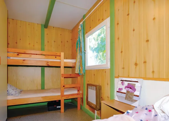 营地 Lovely Stacaravan In