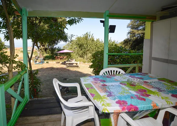 Lovely Stacaravan In 2* Casalabriva